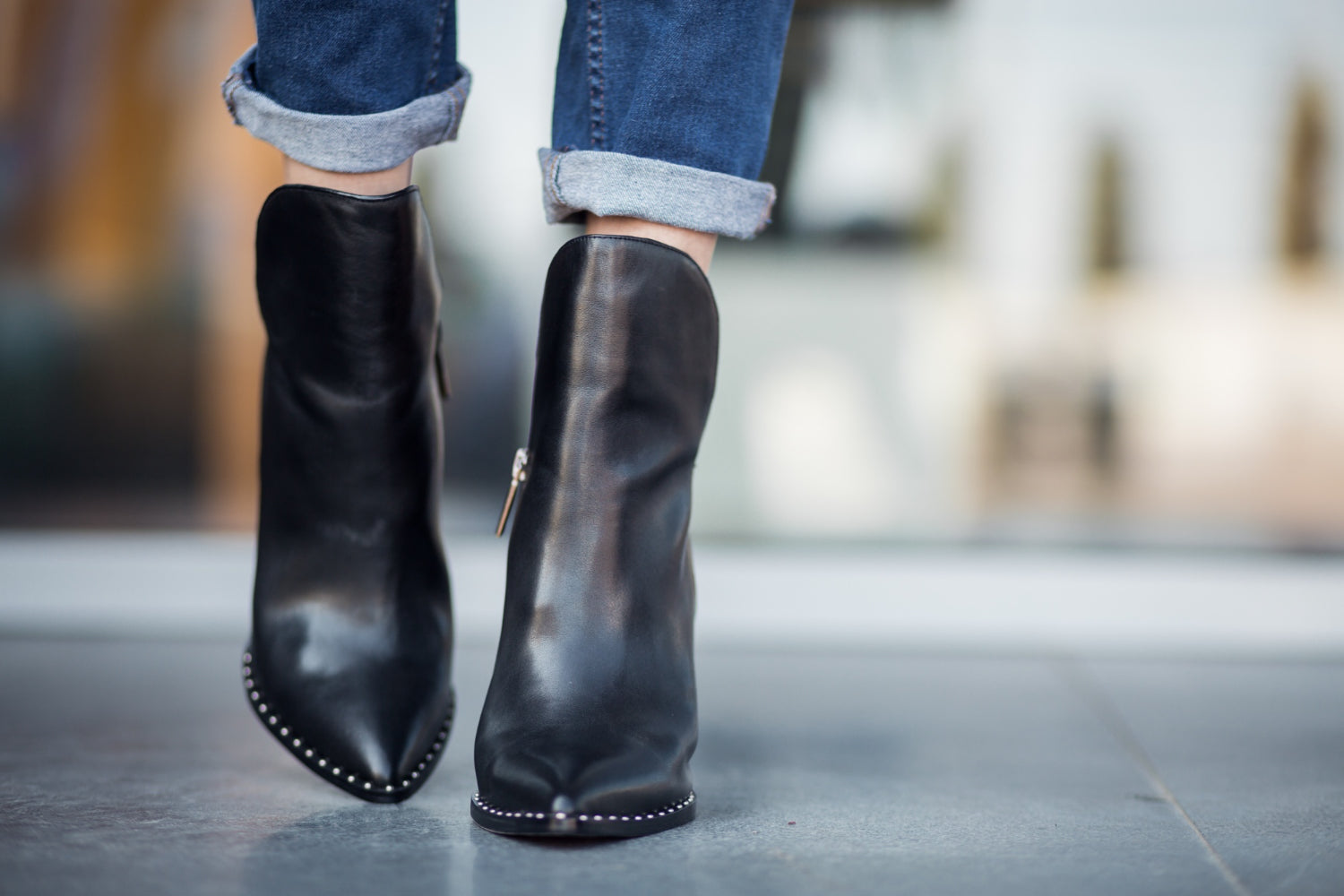 Viblush Chelsea shoes and boots for men and women - premium leather and suede collection